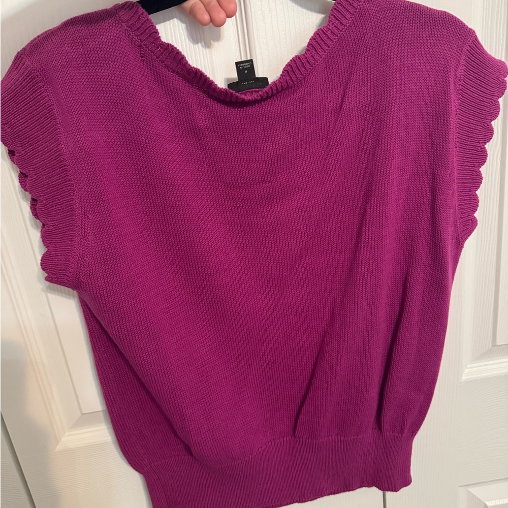 Ann Taylor Factory Scalloped-Trim Knit Tank in Fuchsia - Picture 6 of 6